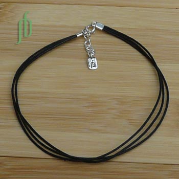 3-String Bracelet Black