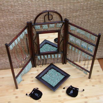 3-Panel Bamboo Jewellery Display